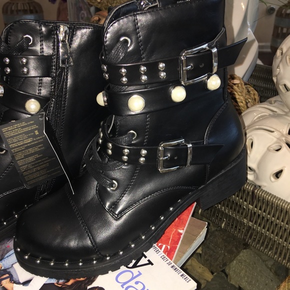 Forever 21 Shoes - Studded combat boots *New*